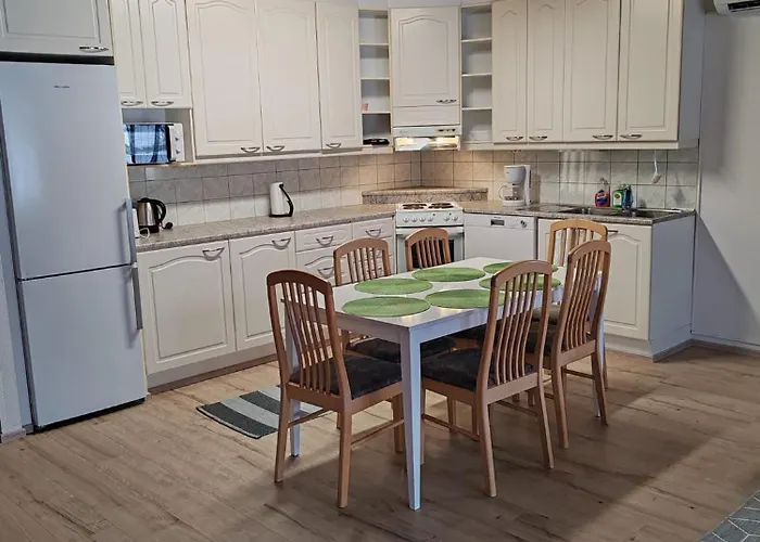 Pikkurinki 28 As 2, 62300 Haermae Kauhava * Alahaermae